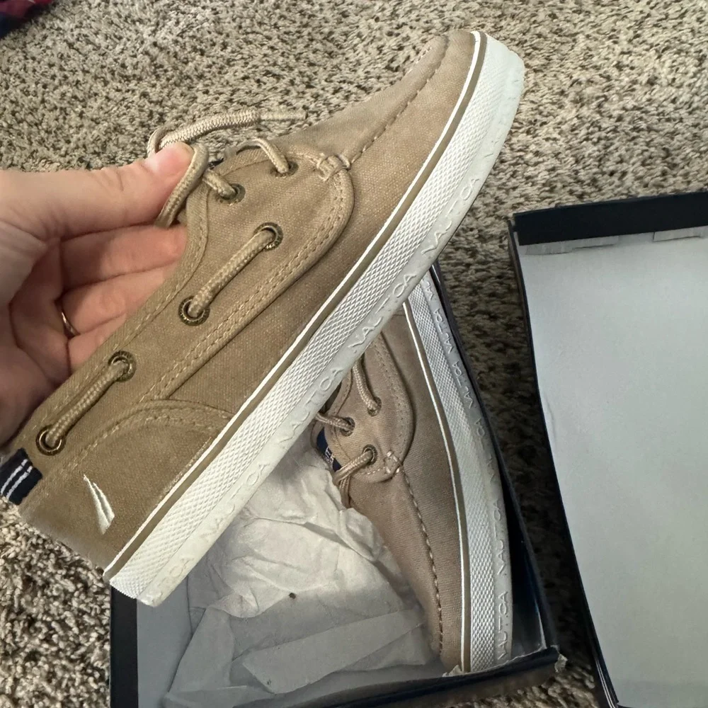 New in box kids Tan Boat Shoes Nautical size 2